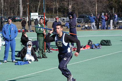 Hutchinson Finishes Second In Javelin As Men's Outdoor Track &amp; Field Squad Places Eighth At Fitchburg State Jim Sheehan Invitational