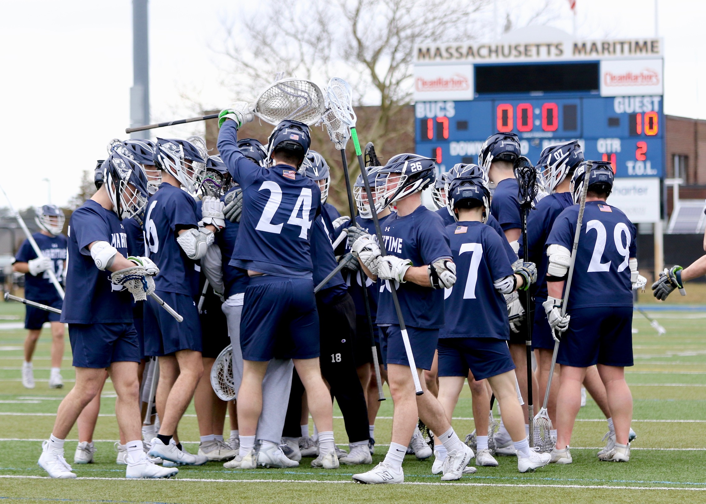 Men's Lacrosse Can't Hold off Lyons at Home