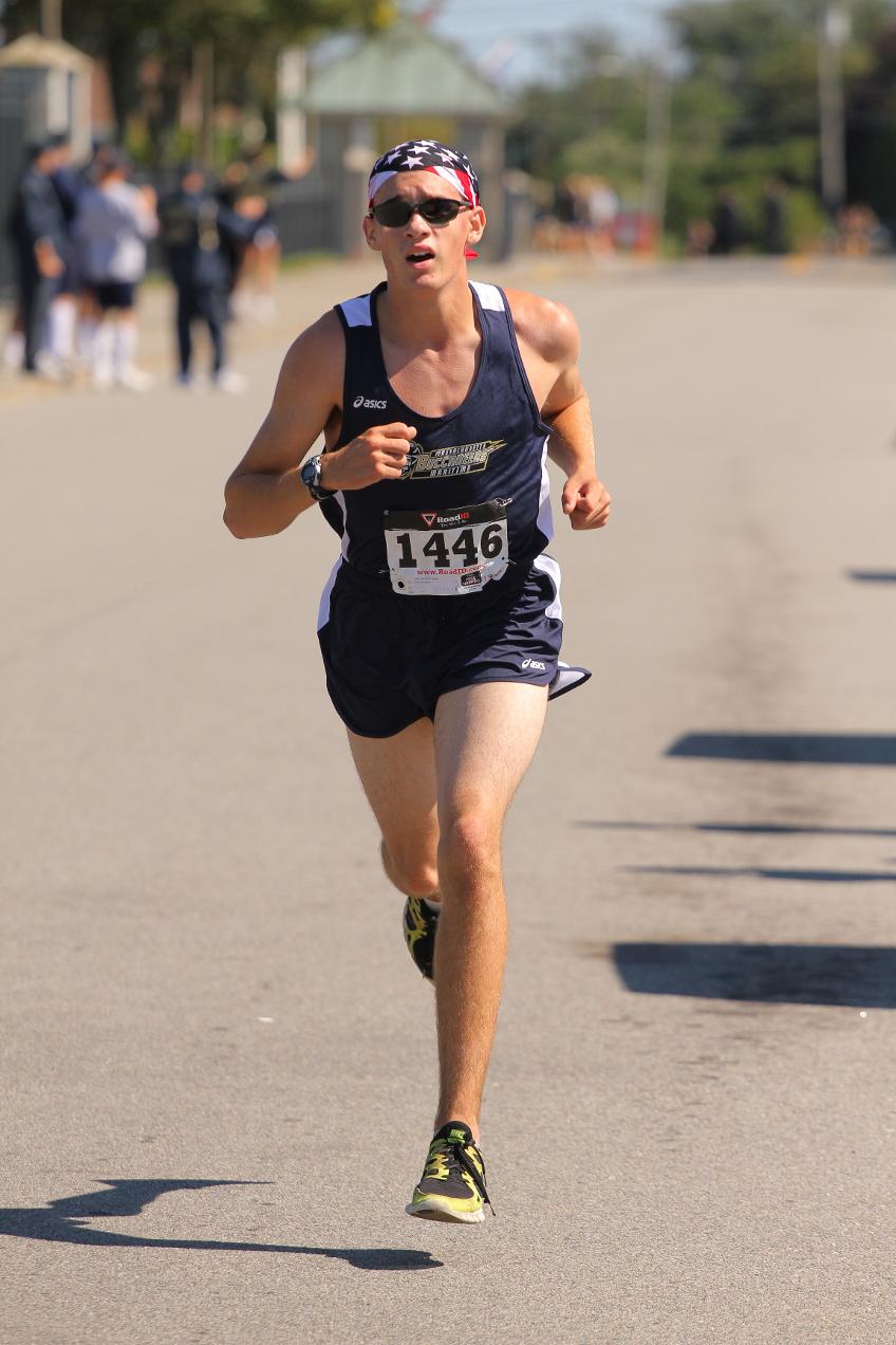 MacVarish Earns Top 10 Finish As Men's Cross Country Places Fifth At Elms Blazer Invitational