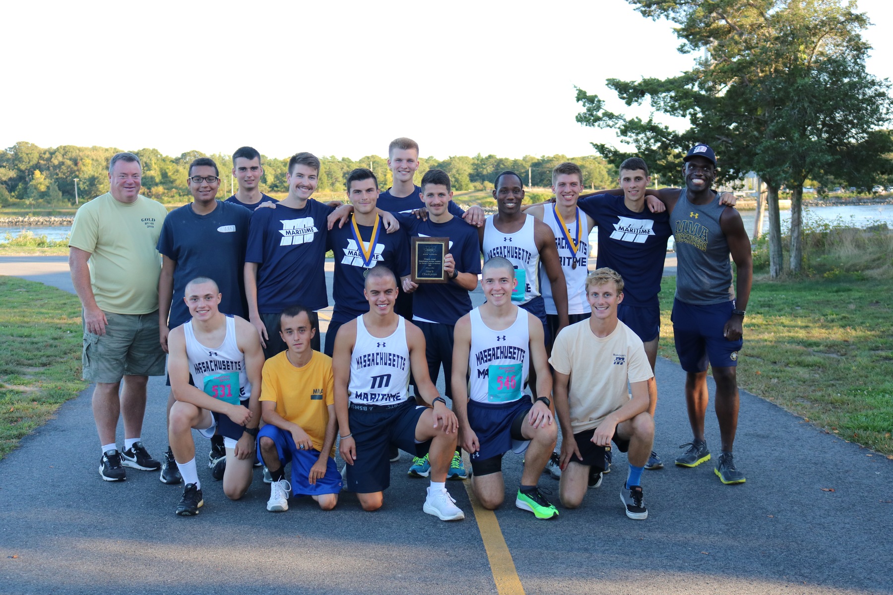 Men's Cross Country Takes First Please in Fuller Invitational
