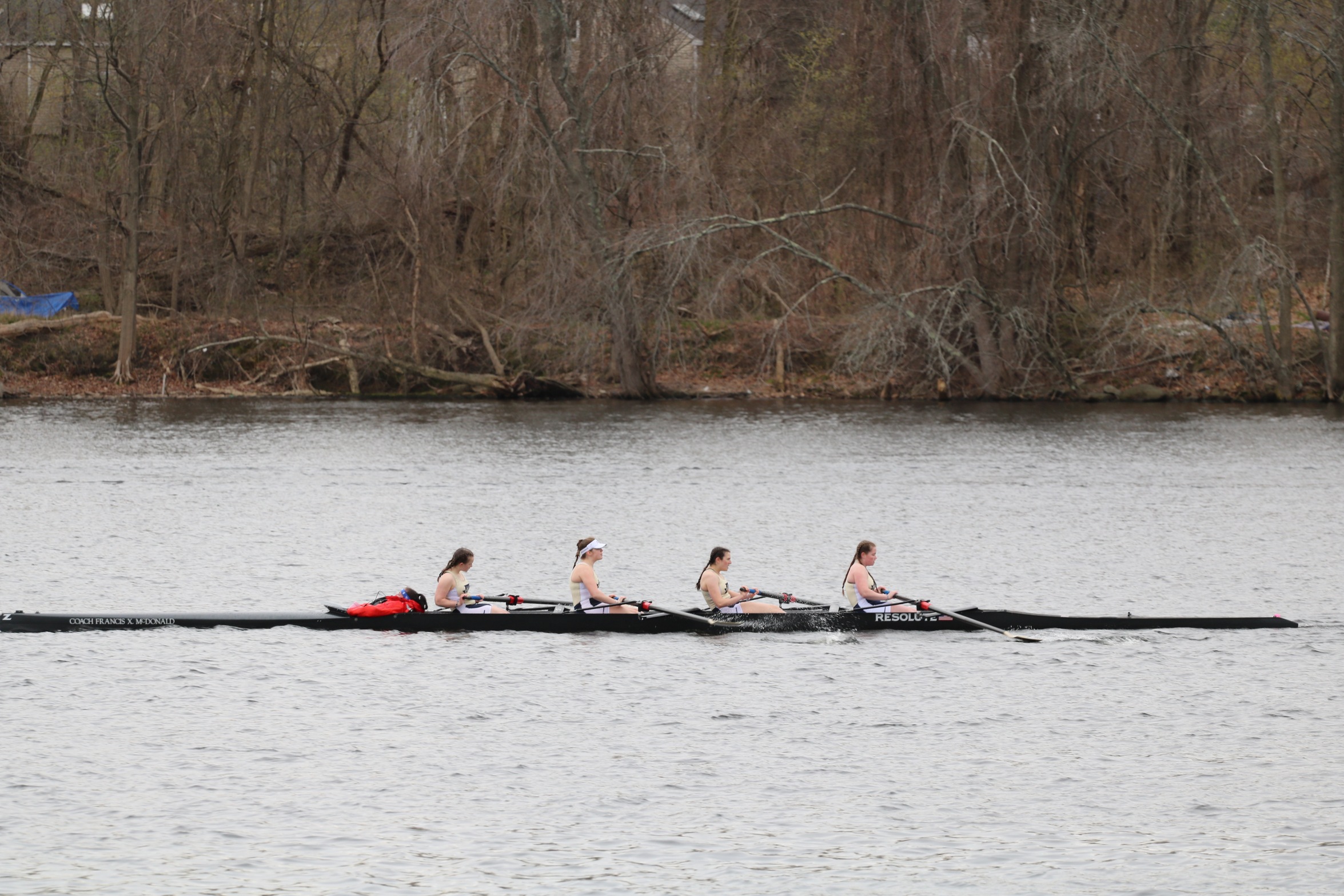 Women's Rowing Finishes Second at Riverhawk Challenge