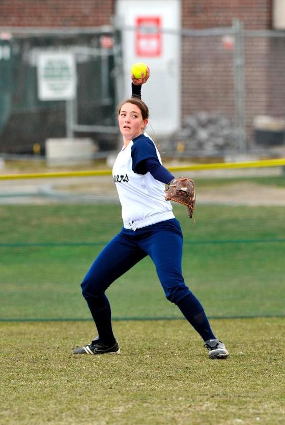 Michalski, Nice Collect Hits As Softball Closes Out 2014 Season With MASCAC Twinbill Setback At Framingham State