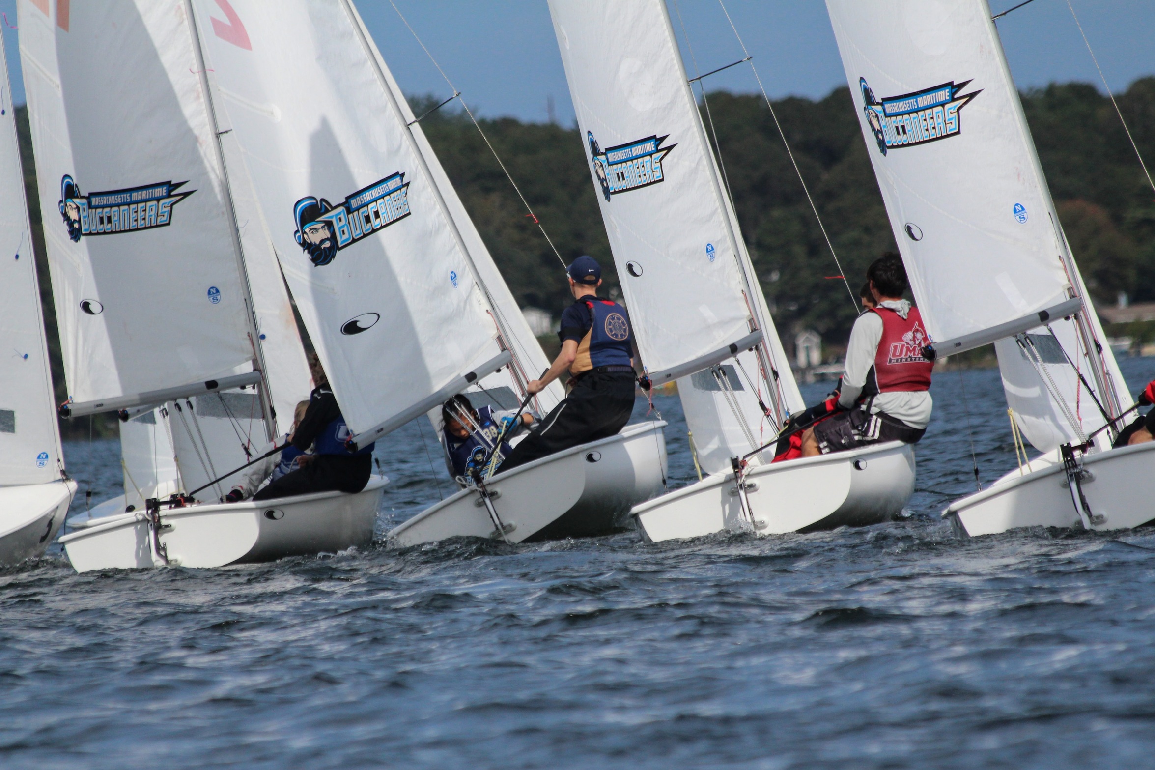 Sailing Finishes Fourth at Aylmers Trophy