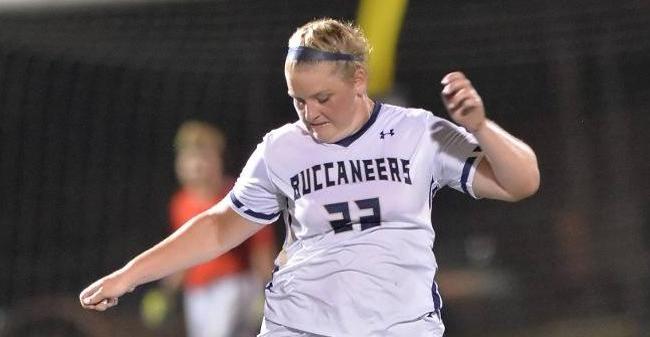 Hunt Nets Pair Of Goals As Women's Soccer Drops Late 3-2 Non-League Decision To Fisher