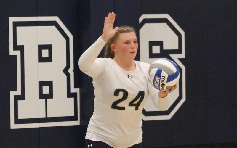 Coughlin, Sheehan Combine For 38 Set Assists As Volleyball Drops Pair At Pine Manor