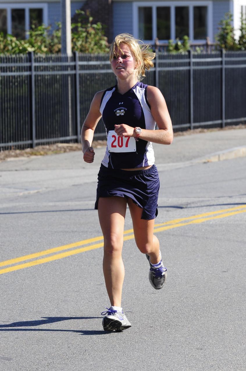 Burbank Leads Women's Cross Country To 28th Place Team Finish At Westfield State James Earley Invitational