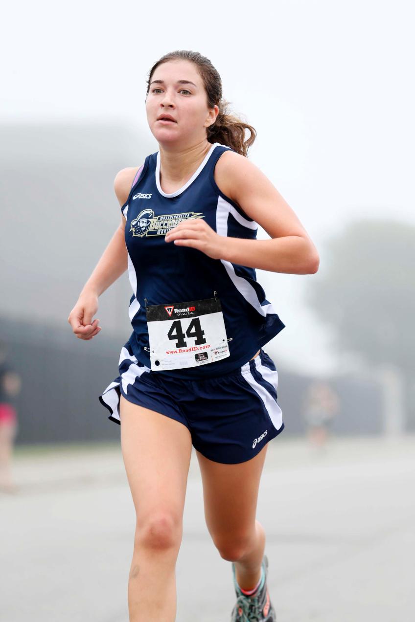 Footit Claims Top Honors In Leading Women's Cross Country To Title At Pine Manor Invitational
