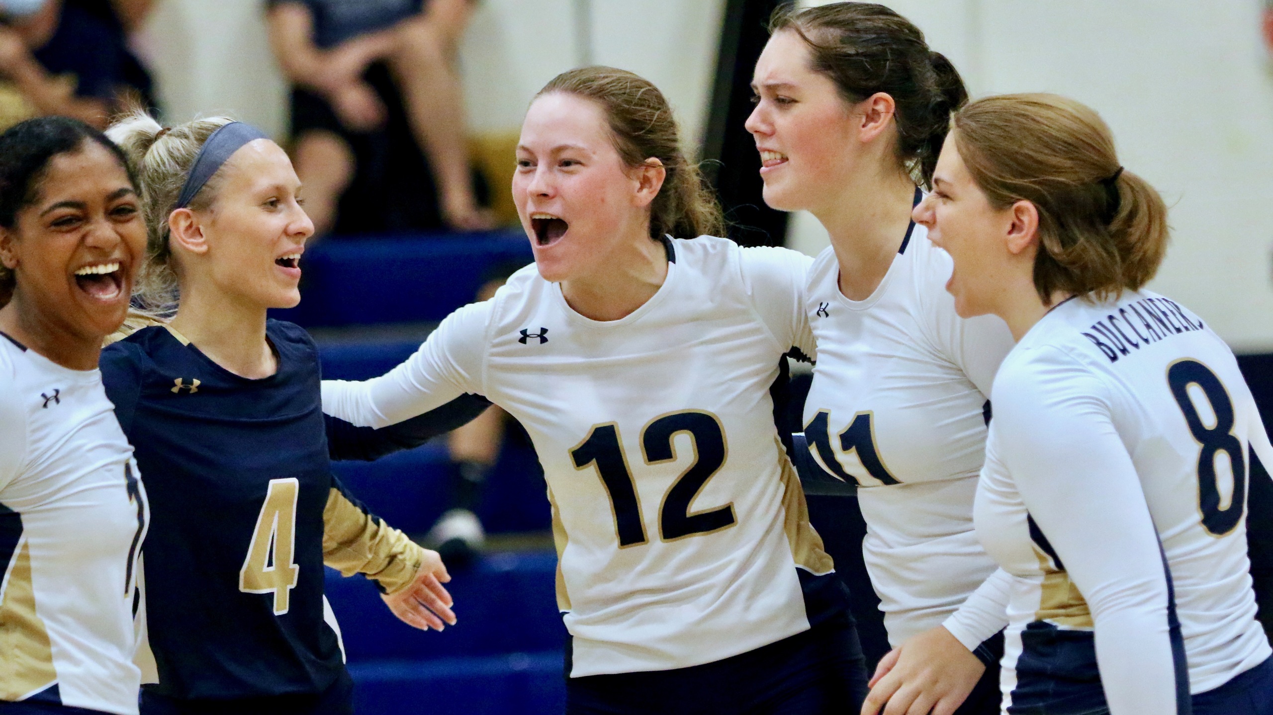 Buccaneers Sail Past Bulldogs in Straight Sets