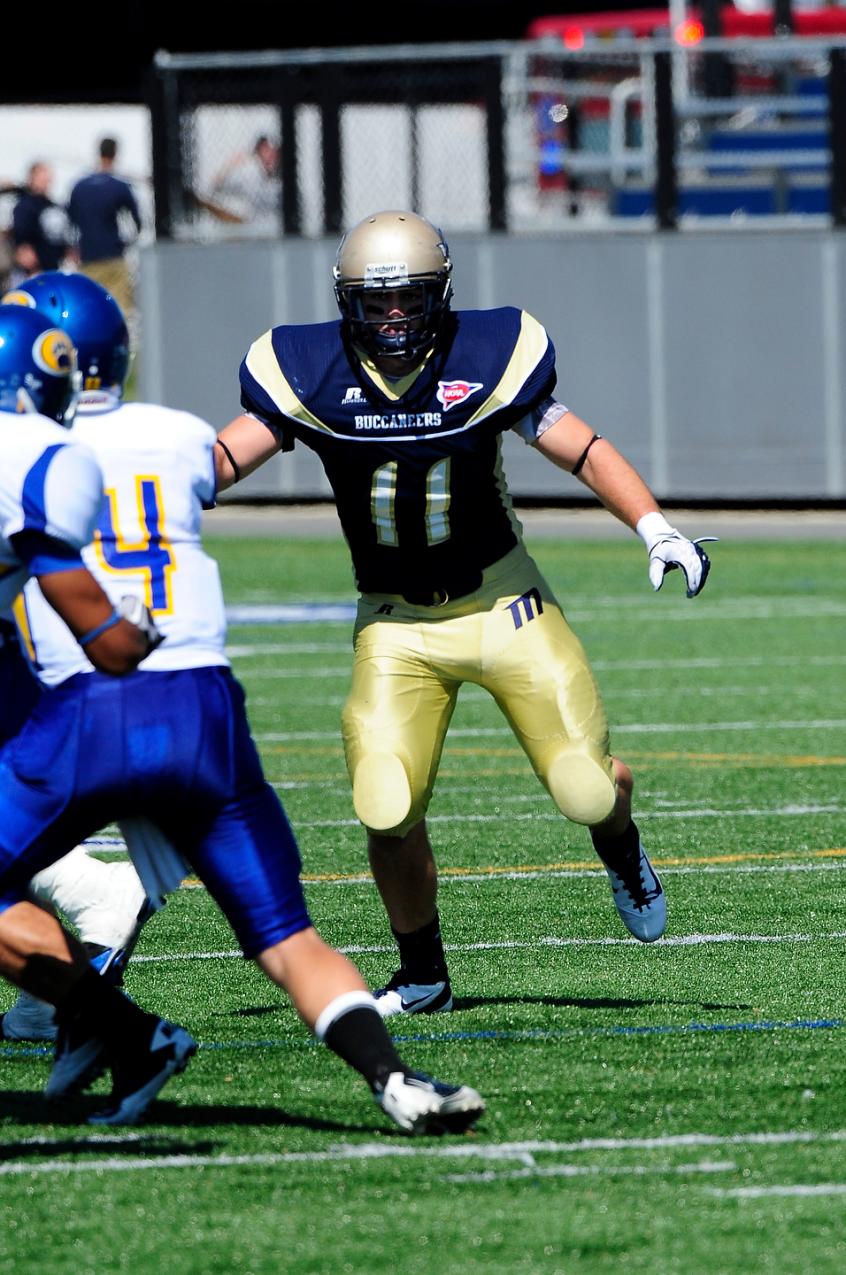 Nine Buccaneers Named To 2011 New England Football Conference All-Academic Team