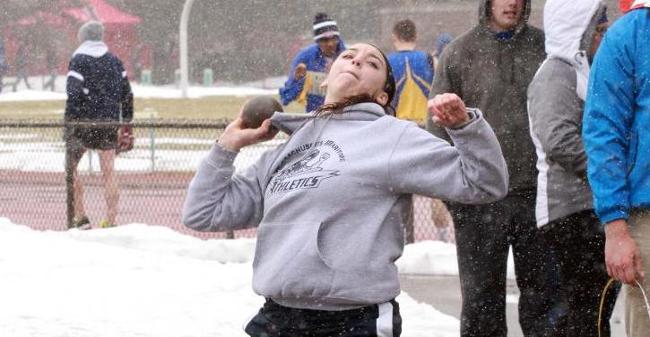 Gratzer Named As MASCAC Women's Outdoor Field Co-Rookie Of The Week