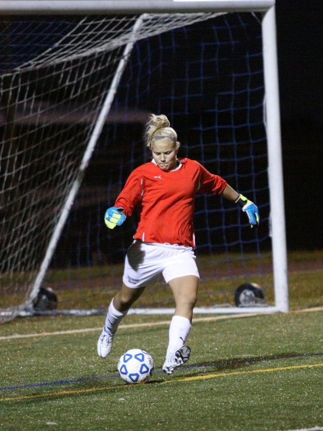Levesque Makes 14 Saves In Goal As Women's Soccer Drops 5-0 Non-League Decision To Coast Guard