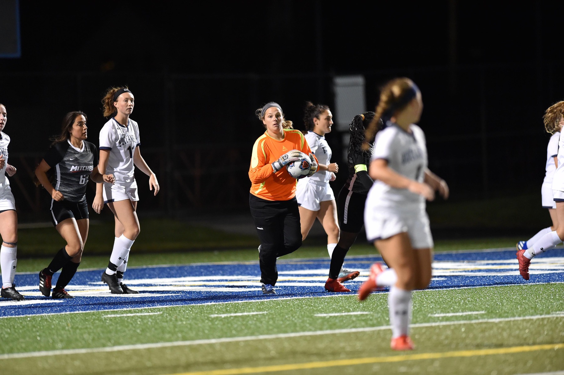 Women’s Soccer Drops Close One at Home to Hawks