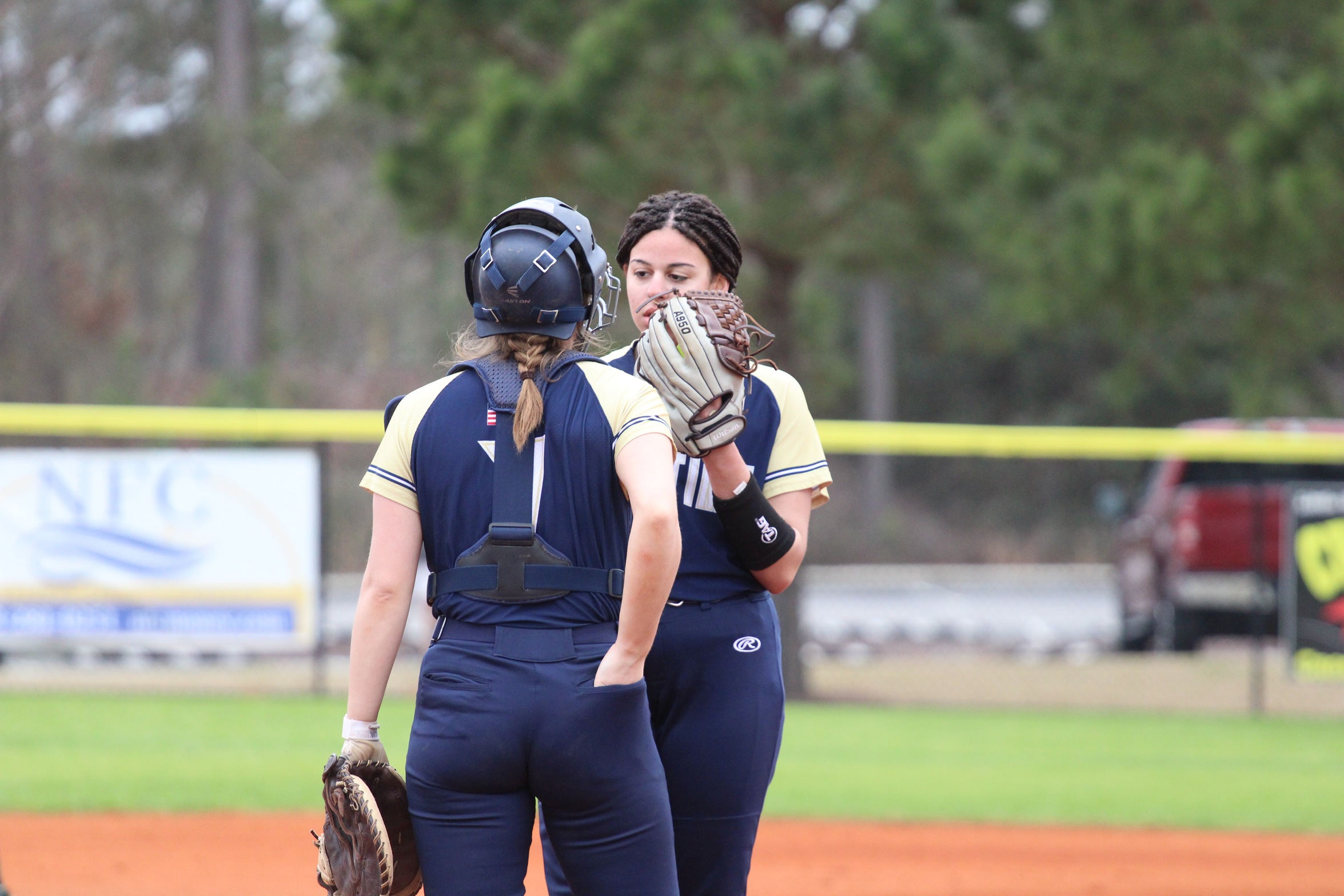 Softball: Spartans Sweep Bucs in Doubleheader
